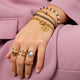 Gouden Armband met Zwarte Parels - Mysterieus Design