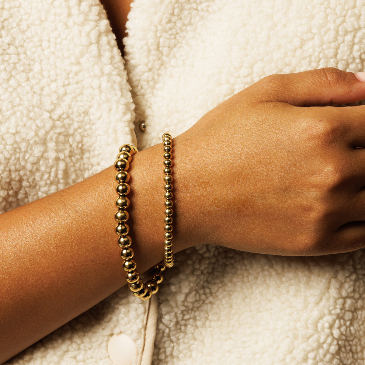 Gold bracelet with 5mm stainless steel beads