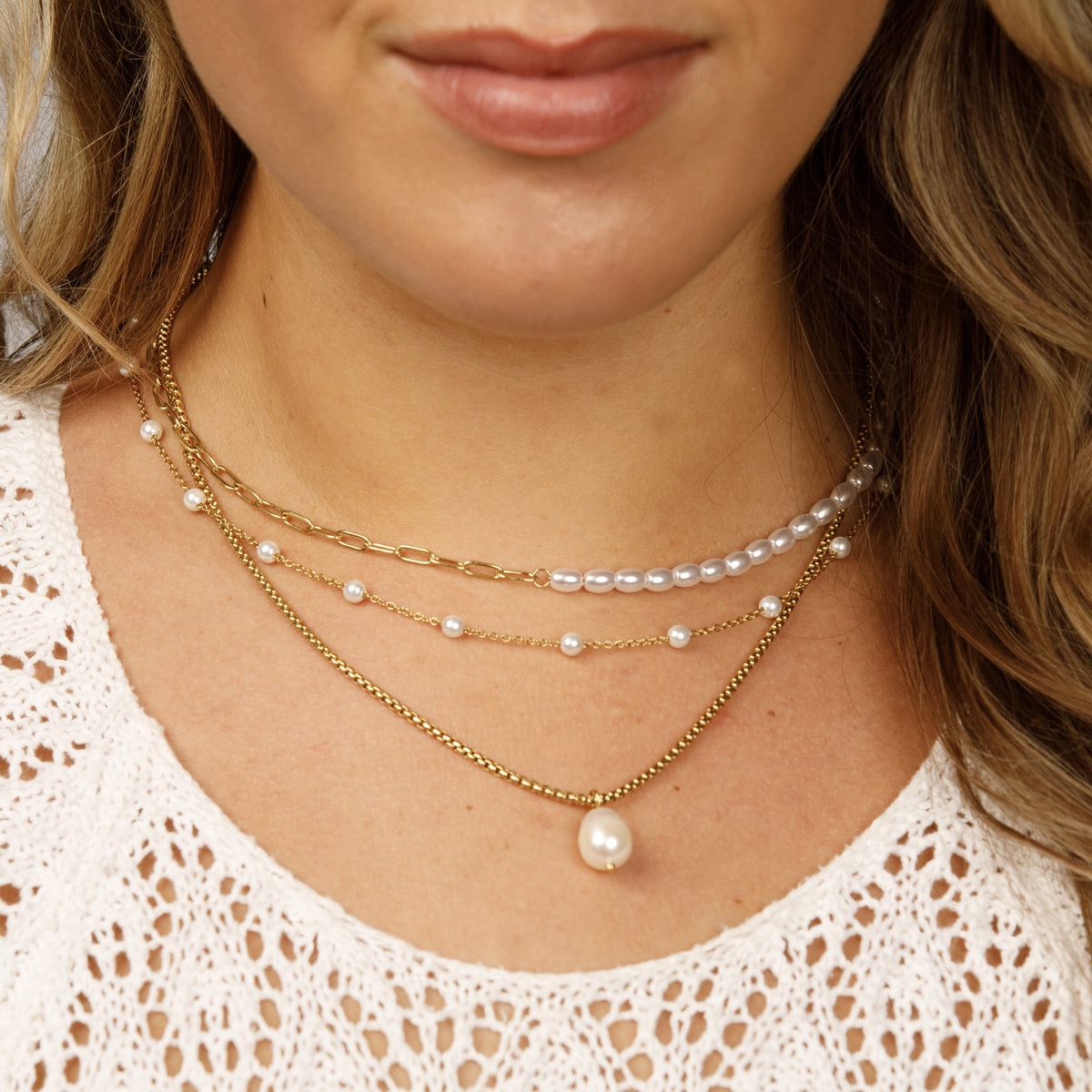 Gold Link Chain with Oval White Pearls