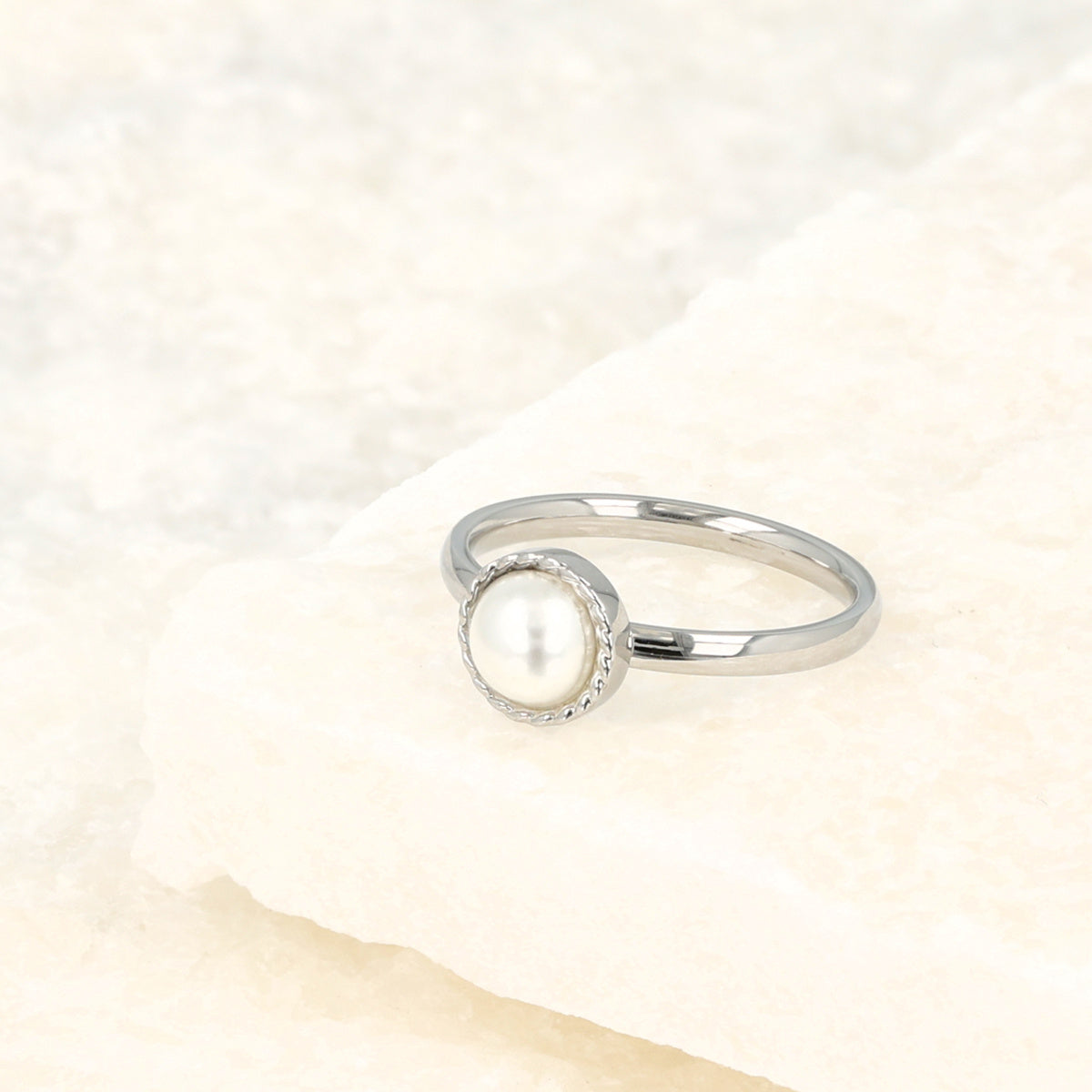 Zilveren ring - Witte parel - Vintage rand