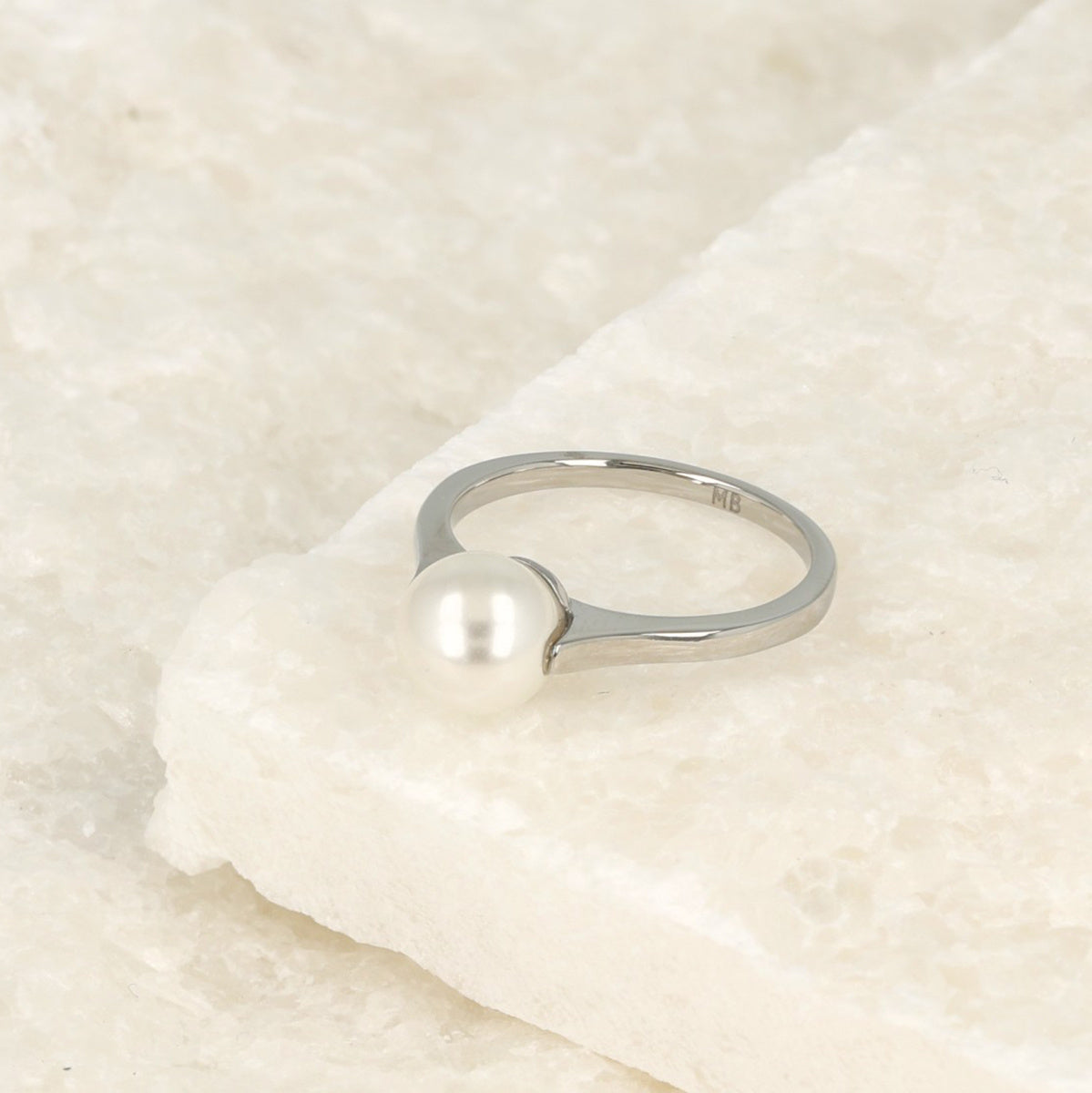 Silberner Ring - Große weiße Perle - Zeitlose Schönheit