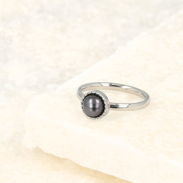 Zilveren ring - zwarte parel - vintage rand