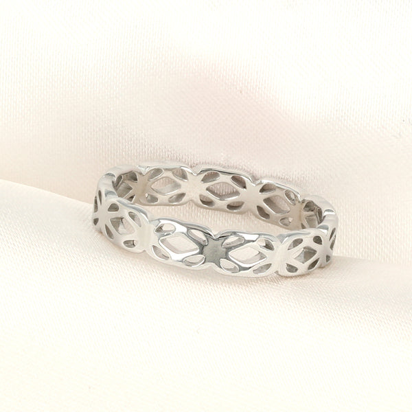 Zilveren ring - bloemenpatroon - romantisch en stijlvol