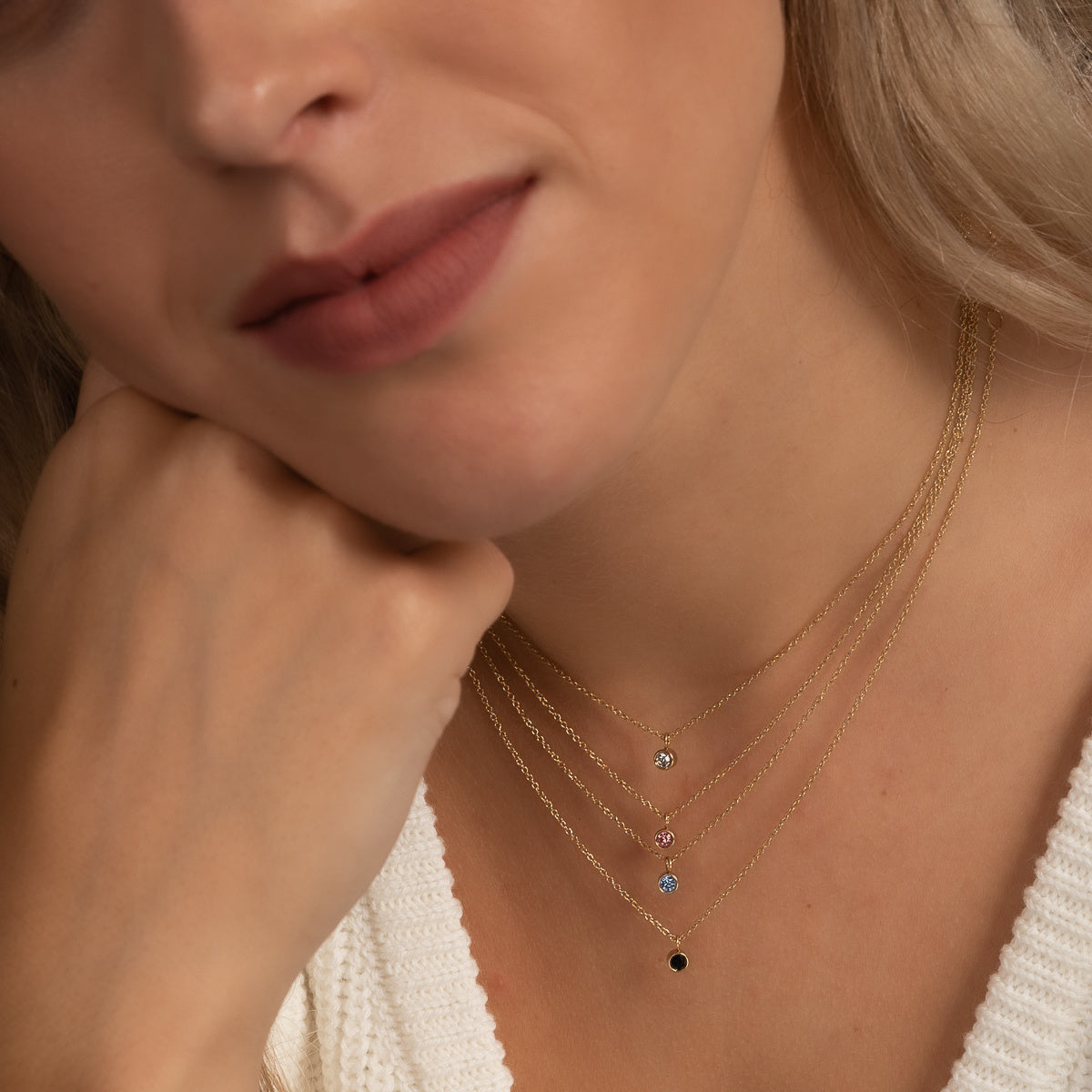Zilveren Ketting met Lichtblauw Zirkonia Steentje