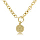 Goldene Kette mit großen Gliedern und Münzanhänger