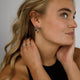 Elegante Zilveren Oorringen met Zwarte Zirkonia 25mm
