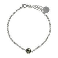 Silbernes Charm-Armband mit grünem Glasstein