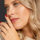 Goldener Ring mit großem weißem Zirkonia - hypoallergen Edelstahl