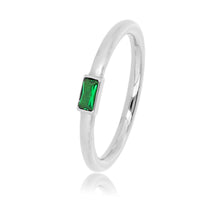 Zilveren ring - Kleine groene glassteen - Eenvoudige elegantie