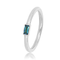 Zilveren ring - Kleine blauwe glassteen - Eenvoudige elegantie