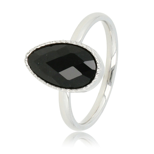 Silberner Ring - gedrehter Rand - schwarzer Glasstein