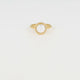 Golden vintage ring - White pearl - Timeless elegance