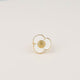 Gouden bloem ring - wit epoxy - speelse stijlvolle touch