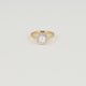 Gouden ring - witte parel - zirkonia steentjes
