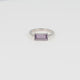 Zilveren ring - paarse rechthoekige glassteen - Stainless steel