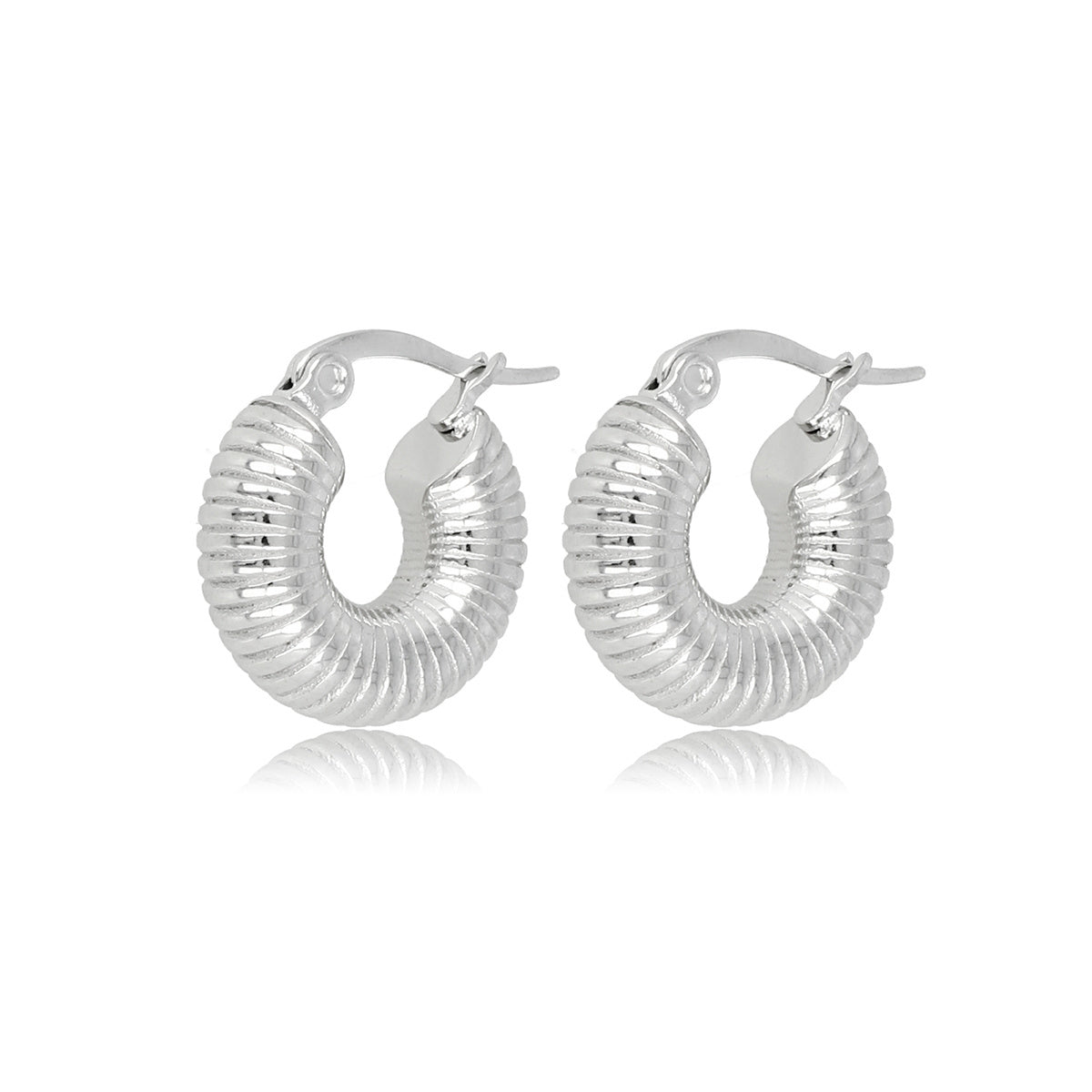 Ribbelige Zilveren Oorringen: Elegant en Uniek Design - My Bendel