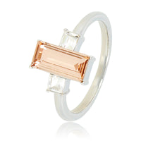 Zilveren ring - zachtroze kristal - witte zirkonia's