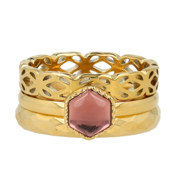 Gouden ringenset met zeshoekige roze glassteen, 2 aanschuifringen. Stijlvol en elegant. Inclusief 1 jaar garantie.