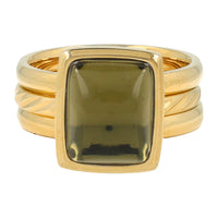Ringenset goud met licht groene glasteen: 2 gladde ringen en 1 gestreepte ring. Stijlvol en elegant. 1 jaar garantie.