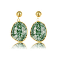 Stralende Gouden Oorbel met Green Spotted Jade