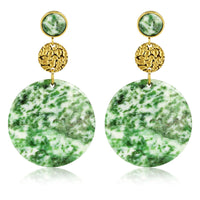 Stralende Jade Oorbellen met Gouden  Charm