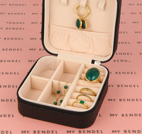 Zwart sieraden doosje