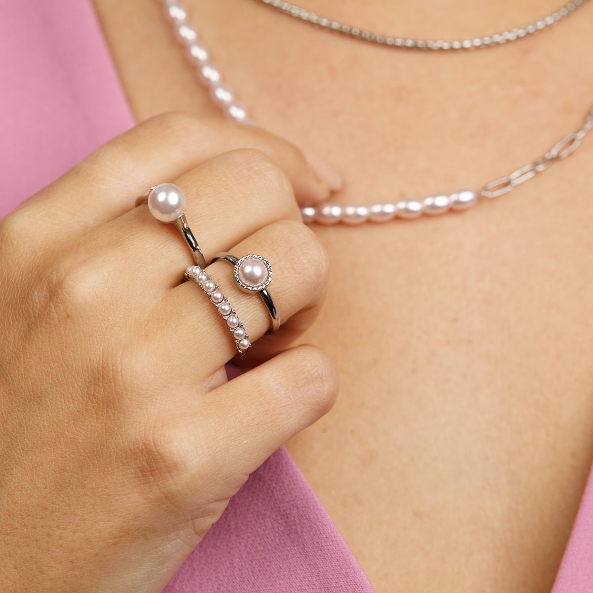 Zilveren aanschuifring - Kleine roze parels - Tijdloze elegantie - My Bendel