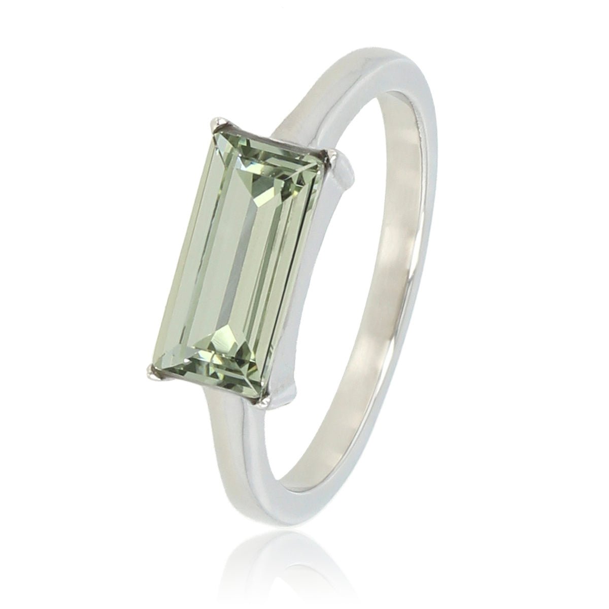 Zilveren ring - zachte groene rechthoekige glassteen - My Bendel